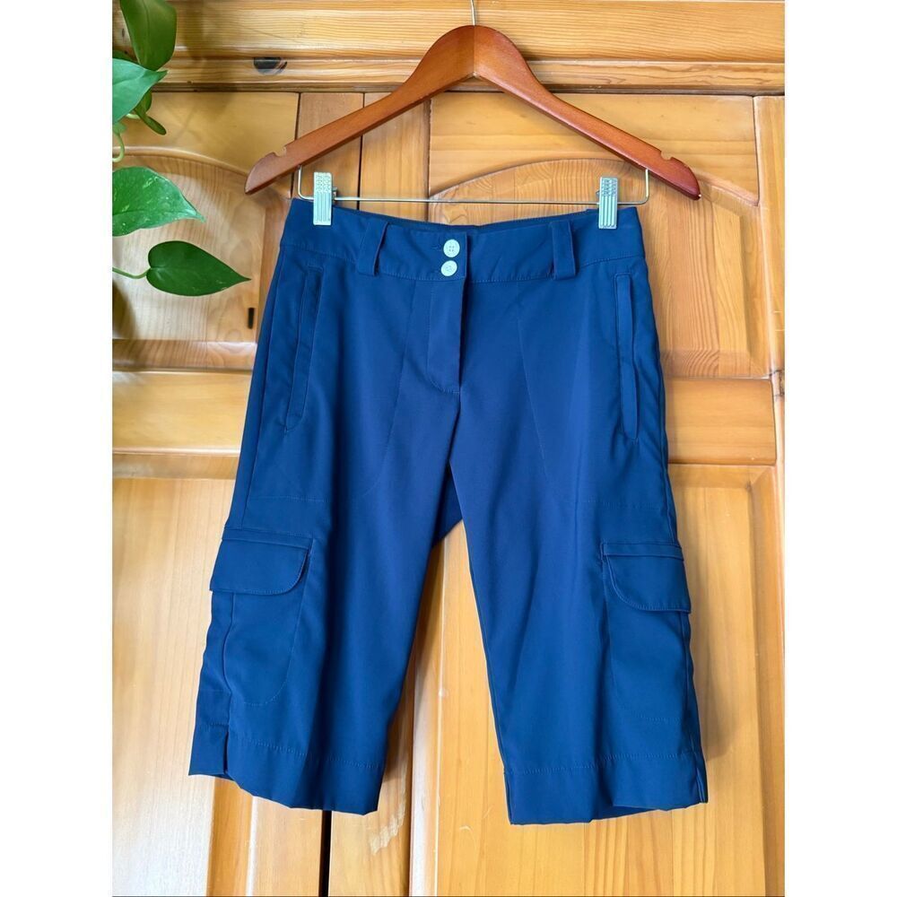 Nike Golf Dri-FIT Navy Capri/Cargo Pants – Women’s Size 0 (UK 4 / FR 34 / DE 32)